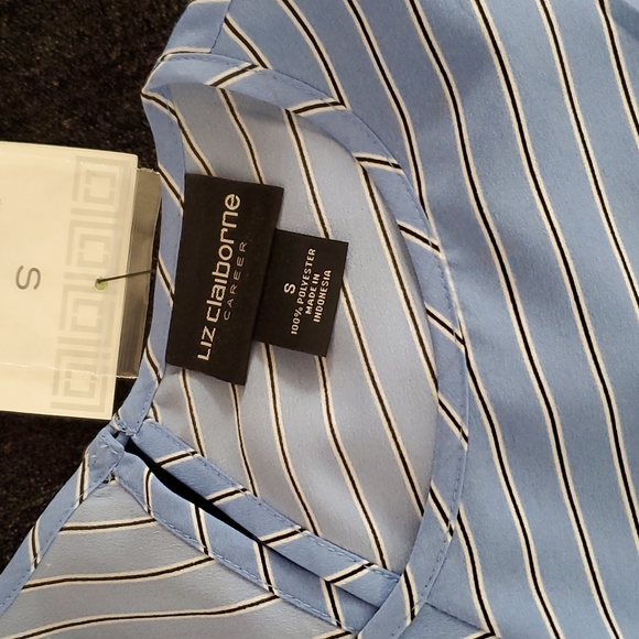 Cold Shoulder Liz Claiborne Blouse - Picture 3 of 6